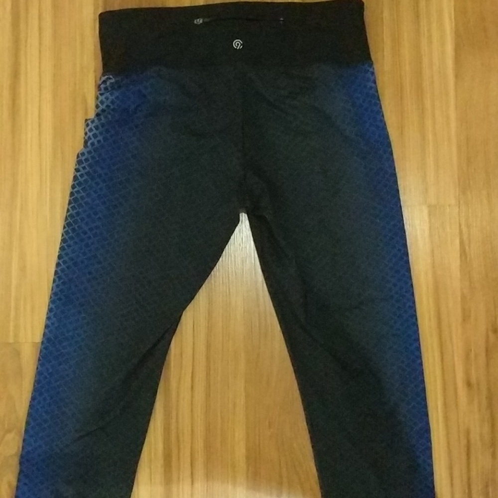 Workout pants - Picture 3 of 3